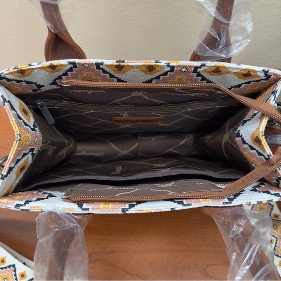 NEW Wrangler Mini Tote Brown Crossbody Purse Guitar Strap Western Aztec Handbag - Picture 7 of 9